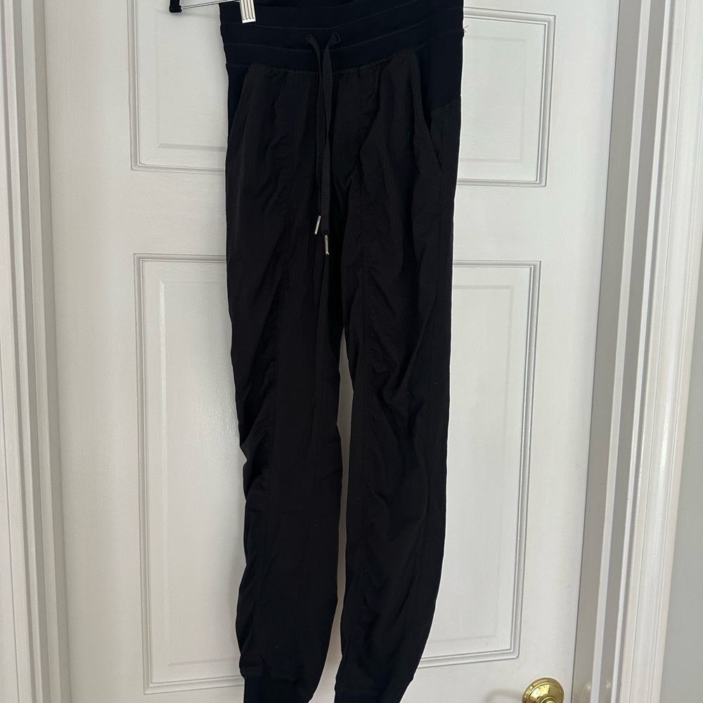 Lululemon dance studio Joggers